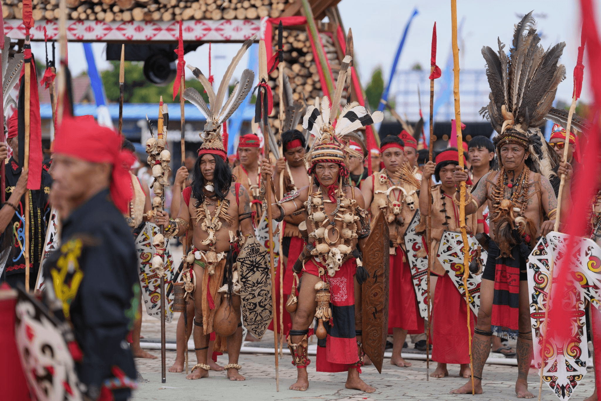 Dayak Tahol